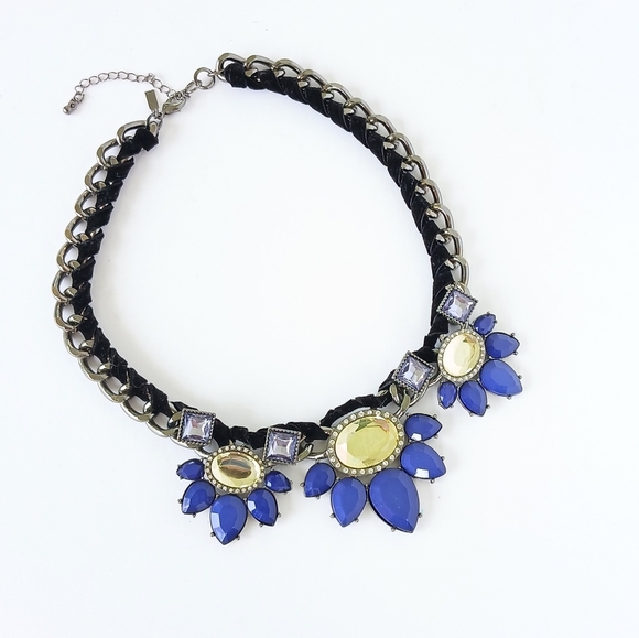Lani Blue Statement Necklace Flower Velvet - Picture 1 of 5